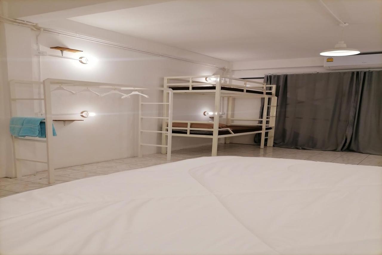 8 Sleeper Street Guesthouse Krabi town Εξωτερικό φωτογραφία