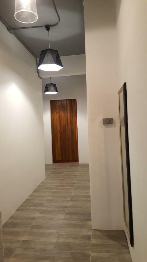8 Sleeper Street Guesthouse Krabi town Εξωτερικό φωτογραφία