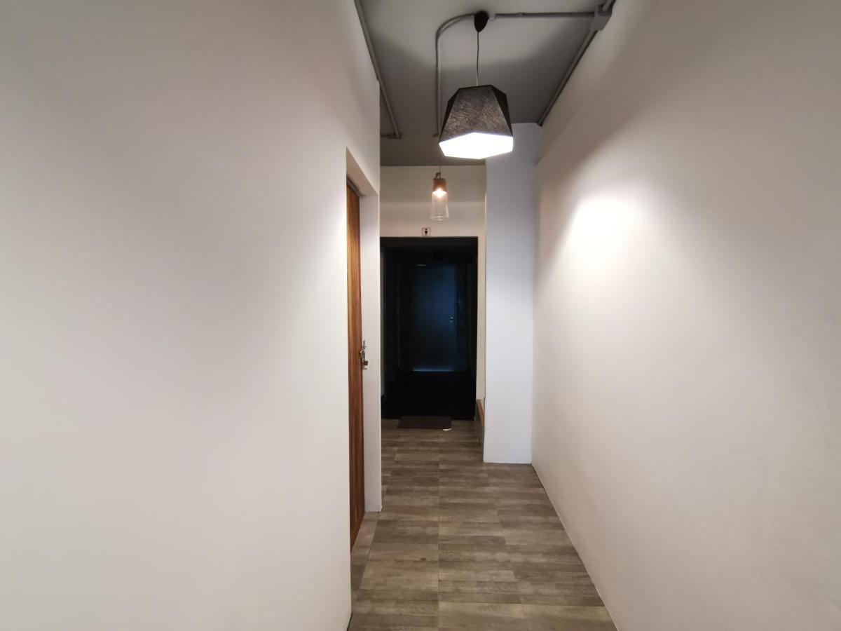 8 Sleeper Street Guesthouse Krabi town Εξωτερικό φωτογραφία