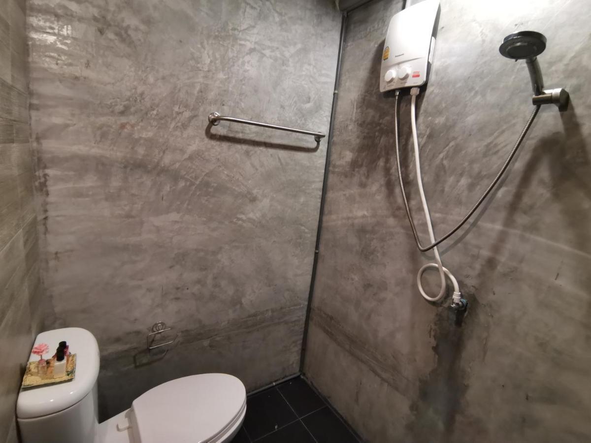 8 Sleeper Street Guesthouse Krabi town Εξωτερικό φωτογραφία